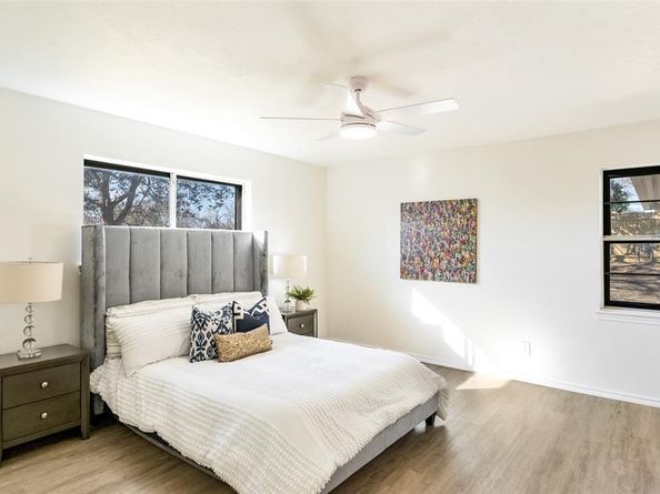 5945  Fox Hill Lane , Dallas Texas 75232