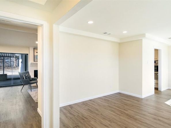 5945  Fox Hill Lane , Dallas Texas 75232