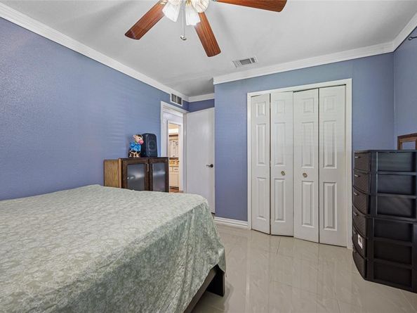 4138  Victoria Street , Irving Texas 75062