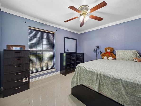 4138  Victoria Street , Irving Texas 75062