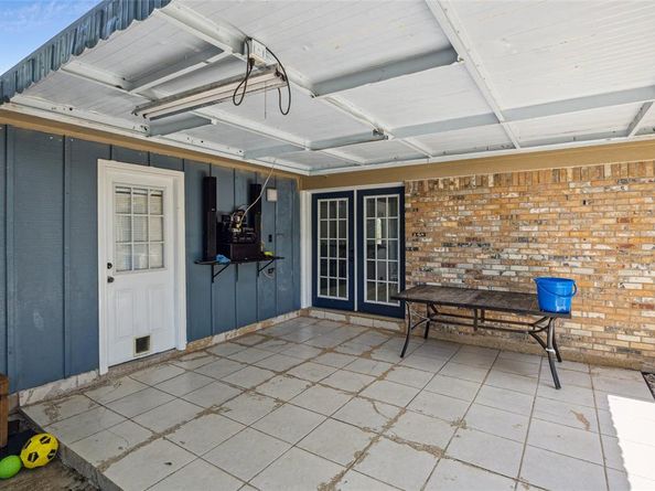 4138  Victoria Street , Irving Texas 75062