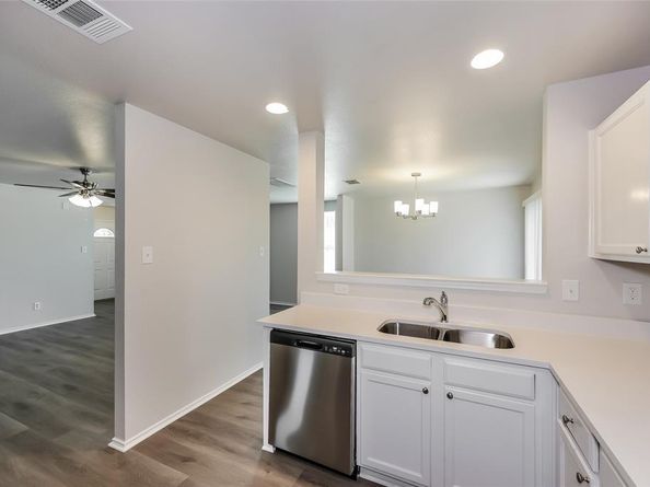 10568  Flagstaff Run , Fort Worth Texas 76140