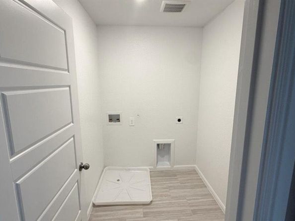 3057  PECAN FARM Lane , Fort Worth Texas 76140