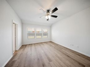 6000  Meadowglen Drive , Denton Texas 76226