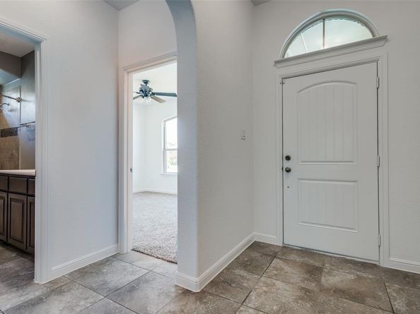 313  Oakbluff Drive , Denton Texas 76210