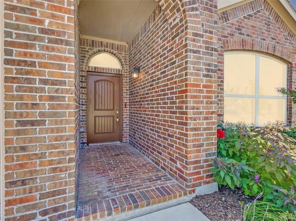 313  Oakbluff Drive , Denton Texas 76210