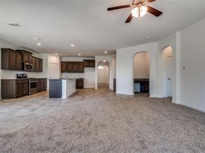313  Oakbluff Drive , Denton Texas 76210