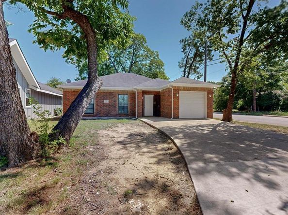 1302  Hendricks Avenue , Dallas Texas 75216