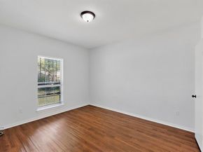 1302  Hendricks Avenue , Dallas Texas 75216
