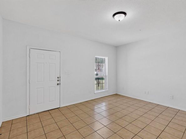 1302  Hendricks Avenue , Dallas Texas 75216