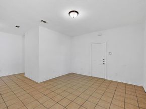 1302  Hendricks Avenue , Dallas Texas 75216