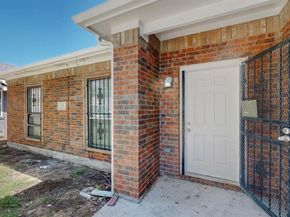 1302  Hendricks Avenue , Dallas Texas 75216