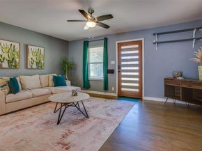 930  Burlington Boulevard , Dallas Texas 75208
