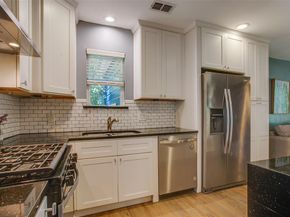 930  Burlington Boulevard , Dallas Texas 75208