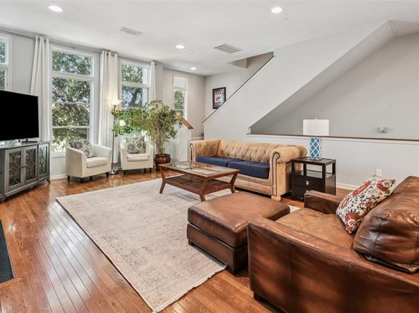 1202  Lipscomb Street , Fort Worth Texas 76104