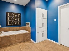 1202  Lipscomb Street , Fort Worth Texas 76104