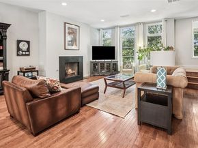 1202  Lipscomb Street , Fort Worth Texas 76104