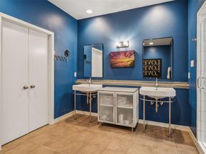 1202  Lipscomb Street , Fort Worth Texas 76104