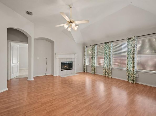634  Rivercove Drive , Garland Texas 75044