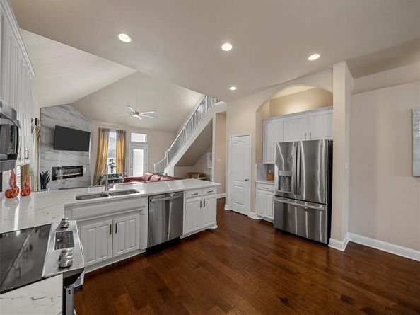 8308  Fall Crest Drive , Fort Worth Texas 76053