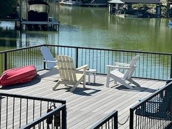 8516  Sunset Cove Court 
