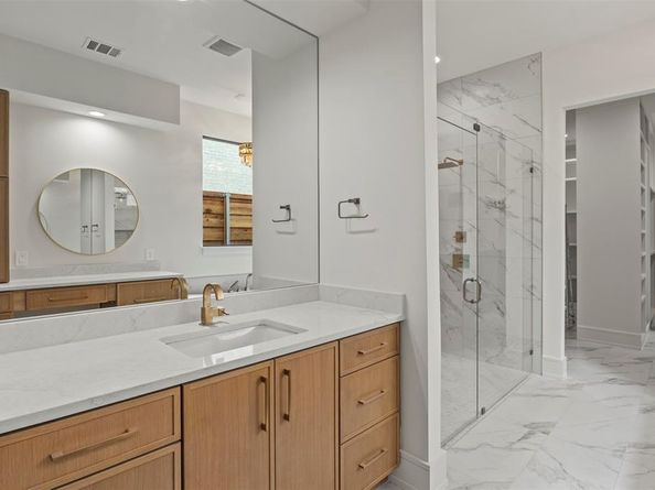 5009  Wateka Drive , Dallas Texas 75209