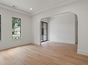 5009  Wateka Drive , Dallas Texas 75209