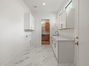 5009  Wateka Drive , Dallas Texas 75209