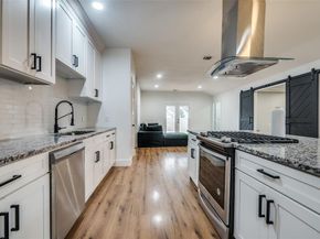 1818  Engle Avenue , Dallas Texas 75224
