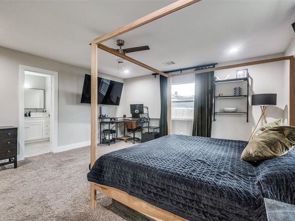 1818  Engle Avenue , Dallas Texas 75224