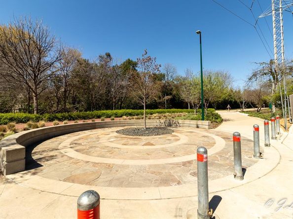 4044  Buena Vista Street  104, Dallas Texas 75204