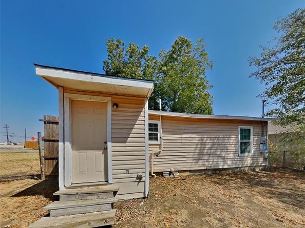 5412  David Strickland Road , Fort Worth Texas 76119