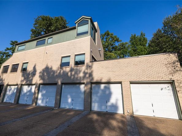 2643  Mccart Avenue , Fort Worth Texas 76110