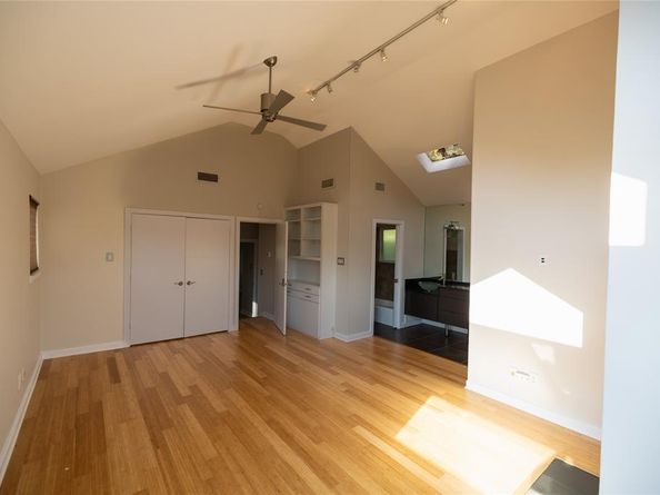 2643  Mccart Avenue , Fort Worth Texas 76110