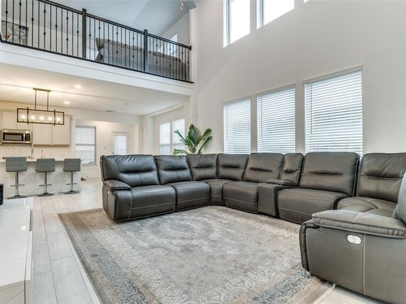 1417  Verbena Lane , Garland Texas 75042