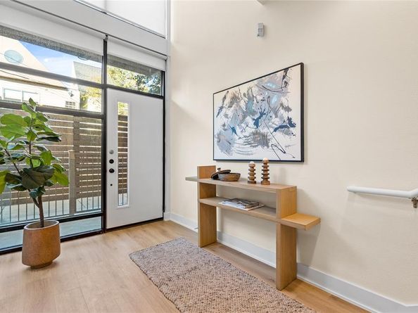 4111  Newton Avenue  6, Dallas Texas 75219
