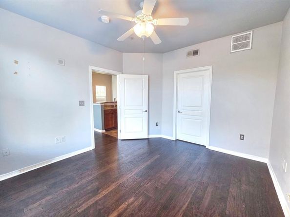 330  Las Colinas Boulevard E 456, Irving Texas 75039