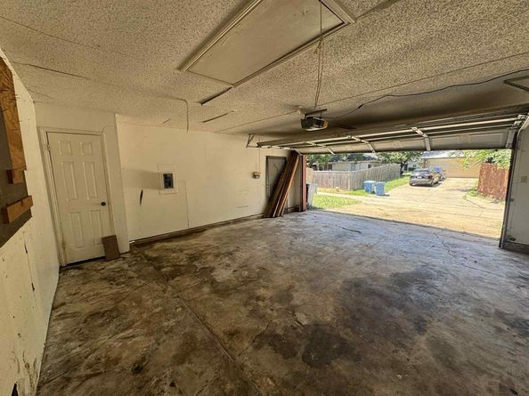 8917  Pine Forest Drive , Rowlett Texas 75088