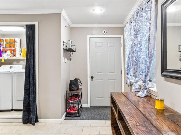 739  Oakwood Trail , Fort Worth Texas 76112