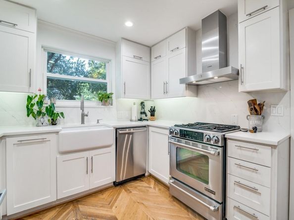6915  Lakeshore Drive , Dallas Texas 75214