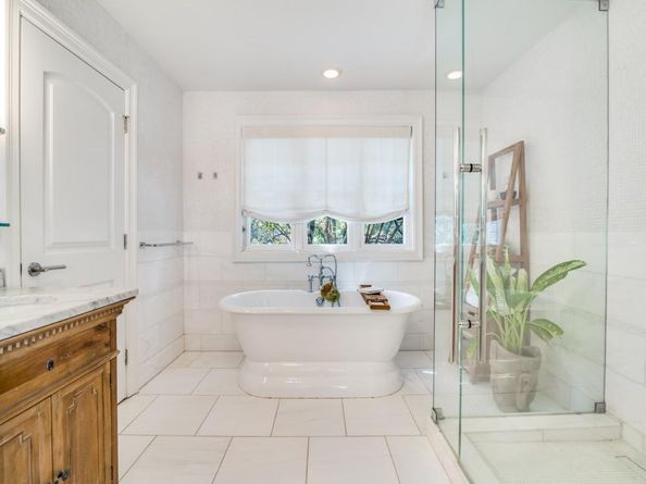 6915  Lakeshore Drive , Dallas Texas 75214