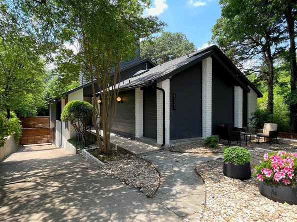 1223 N Tyler Street , Dallas Texas 75208
