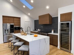 1223 N Tyler Street , Dallas Texas 75208