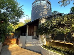 1223 N Tyler Street , Dallas Texas 75208