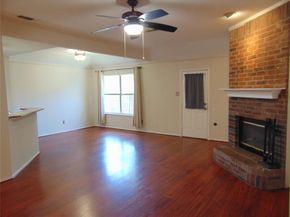 1425  Sunnymeadow Road , Lancaster Texas 75134