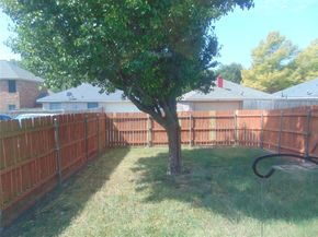 1425  Sunnymeadow Road , Lancaster Texas 75134