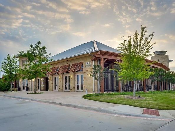 2703  Waterway Drive , Grand Prairie Texas 75054