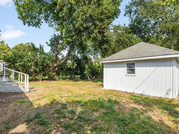 3110  Utah Avenue , Dallas Texas 75216
