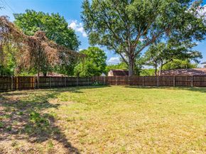 2859  Park Meadow Court , Fort Worth Texas 76112