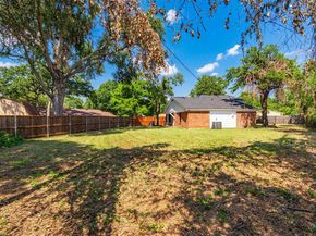2859  Park Meadow Court , Fort Worth Texas 76112